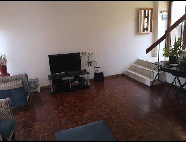2 BEDROOM APARTMENT TO LET IN CLARENDON